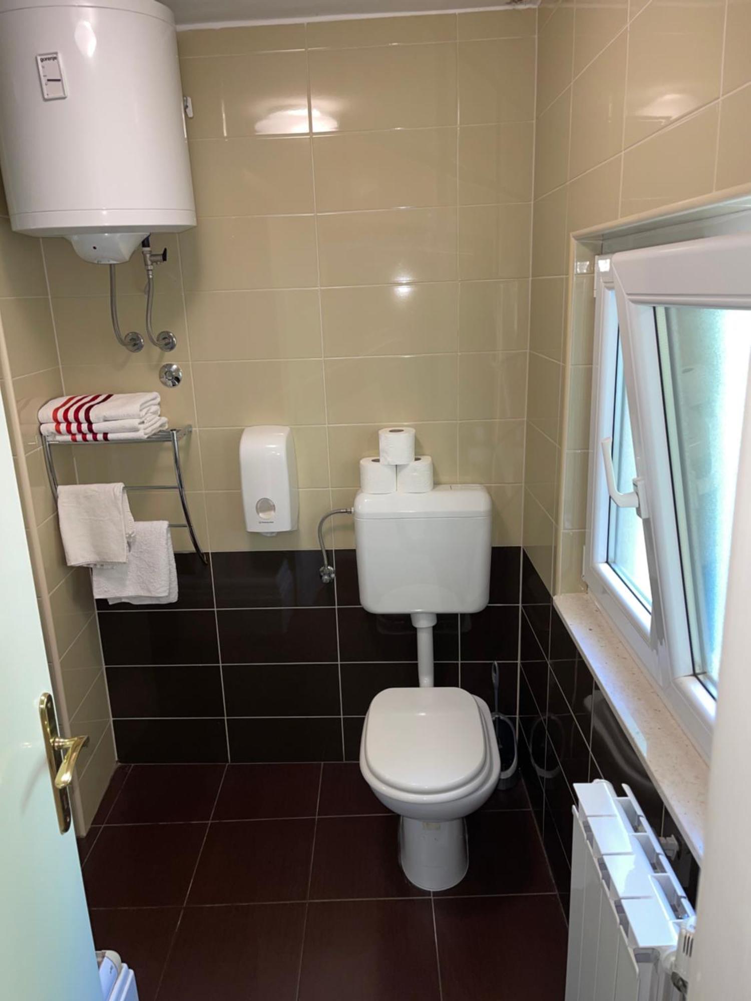 Hajduk Rooms Klis Buitenkant foto